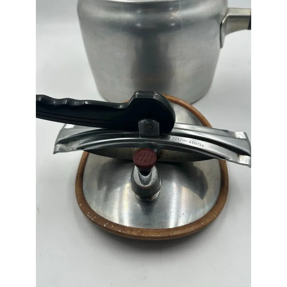 Vintage Wear Ever Aluminum Pressure Cooker Model 3637